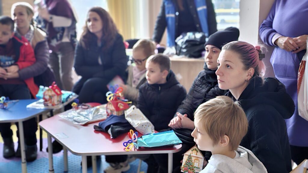 Теплий захід до Дня захисту дітей у Гуманітарному хабі Сіверськодонецької громади
