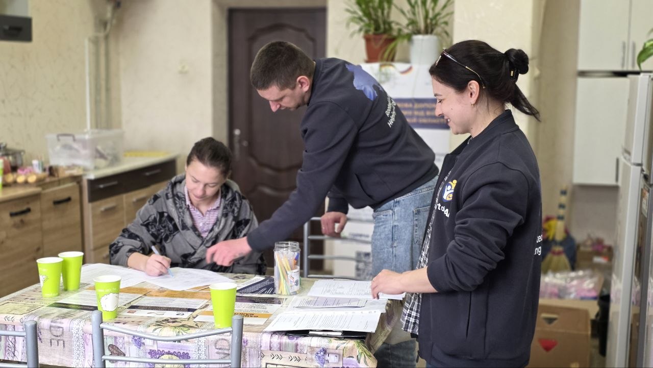 Юристи ГО Art of Aid проводять виїзні правові сесії для ВПО у місцях тимчасового проживання Дніпра